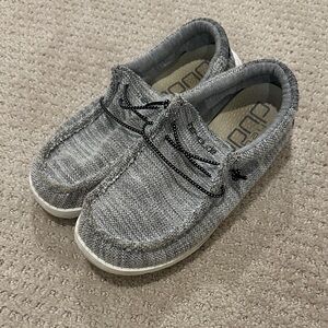 Kids Hey Dude Shoes Size Y5-L6